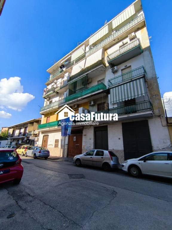 appartamento in affitto a Napoli in zona Secondigliano