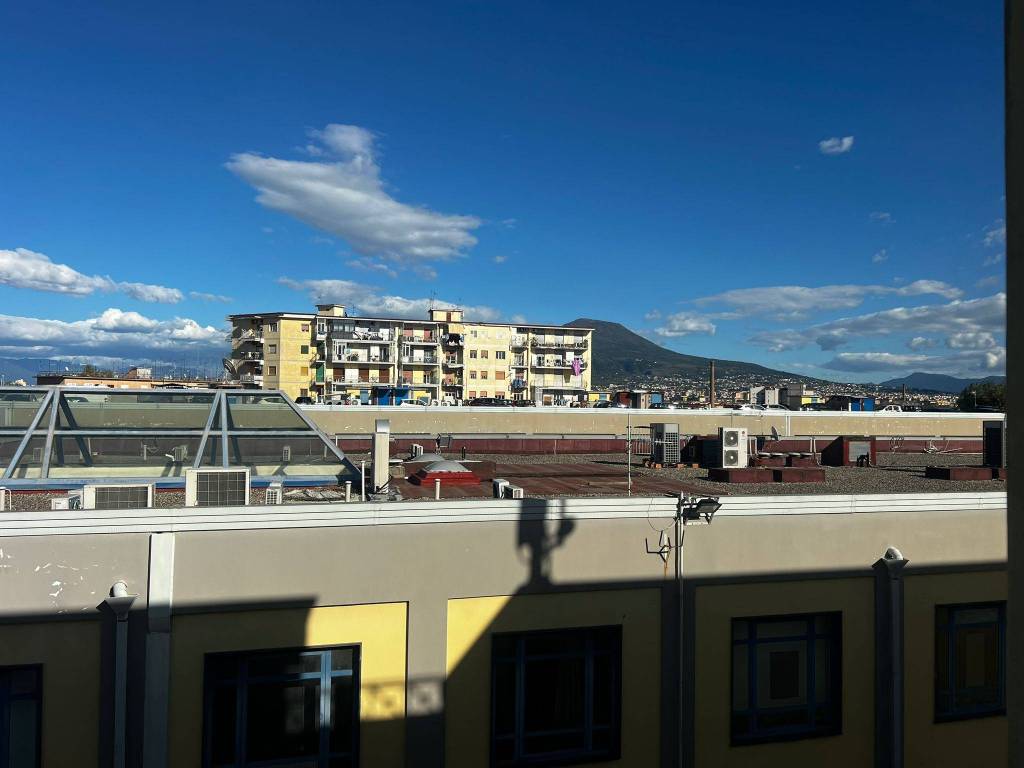ufficio in affitto a Napoli in zona Ponticelli