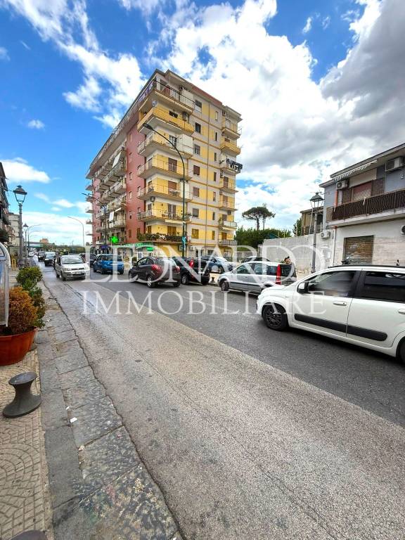 negozio in affitto a Napoli in zona Chiaiano