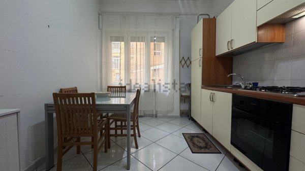 appartamento in affitto a Napoli in zona Chiaia