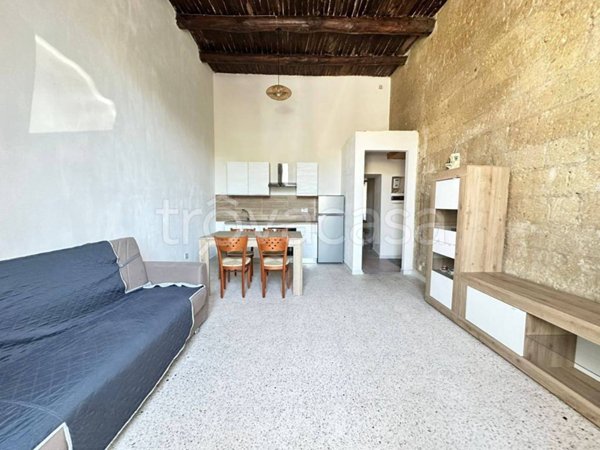 appartamento in affitto a Napoli in zona Stella