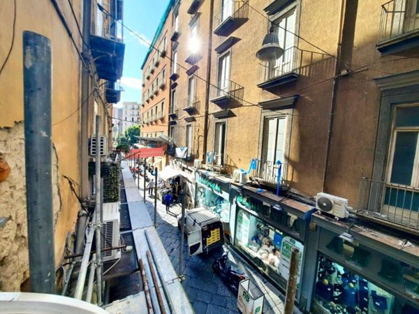 appartamento in affitto a Napoli in zona San Ferdinando