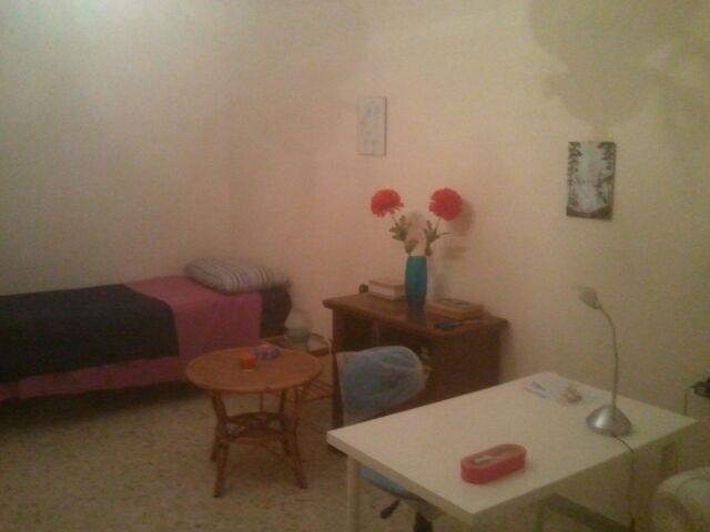 camera singola in affitto a Napoli in zona Capodimonte / Colli Aminei