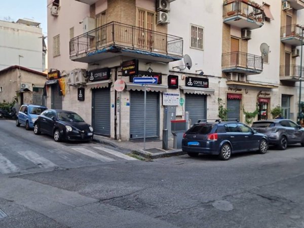 locale commerciale in affitto a Napoli in zona Soccavo