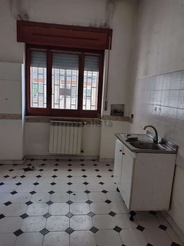 ufficio in affitto a Napoli in zona Fuorigrotta