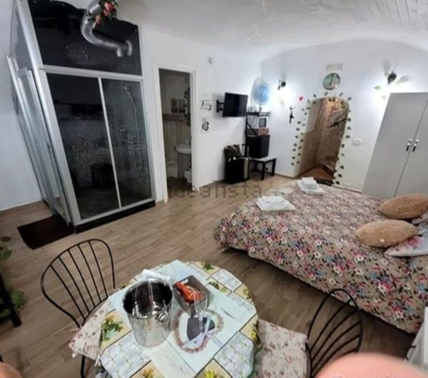 appartamento in affitto a Napoli in zona Montecalvario