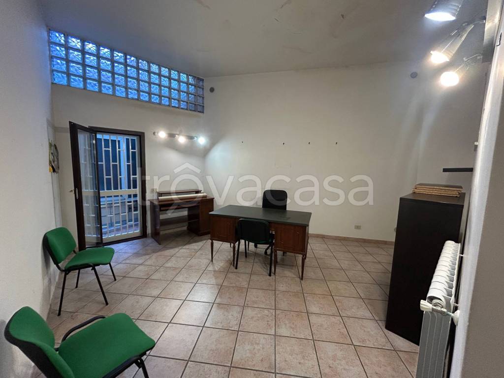 appartamento in affitto a Napoli in zona Stella