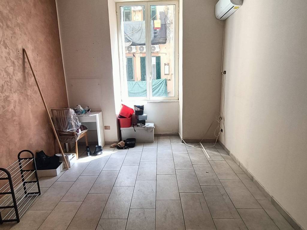 appartamento in affitto a Napoli in zona Stella