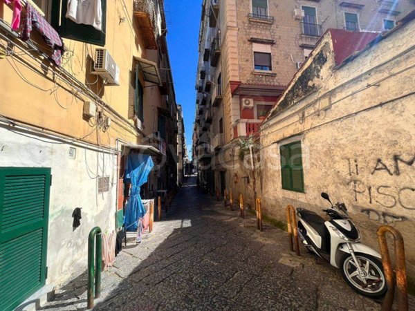 appartamento in affitto a Napoli in zona Stella