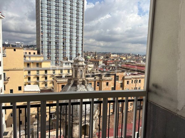 appartamento in affitto a Napoli in zona Porto