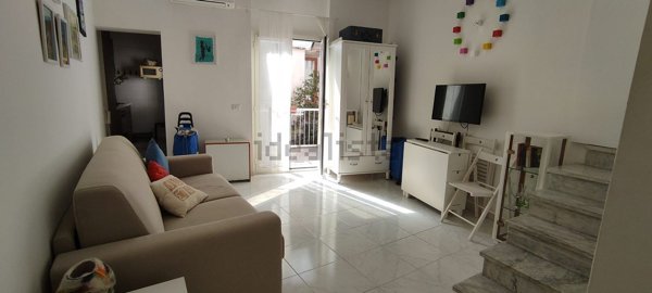 appartamento in affitto a Napoli in zona Chiaia