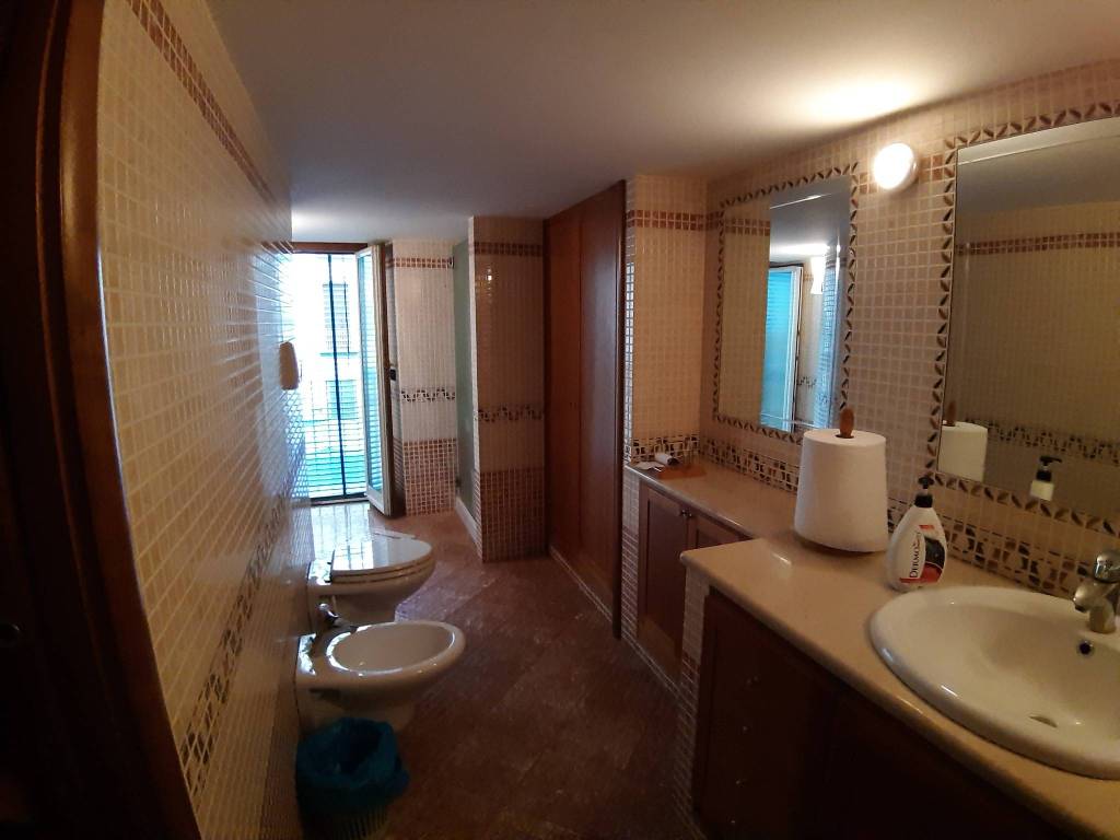 ufficio in affitto a Napoli in zona Vicaria