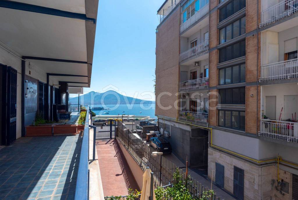 appartamento in affitto a Napoli in zona Posillipo
