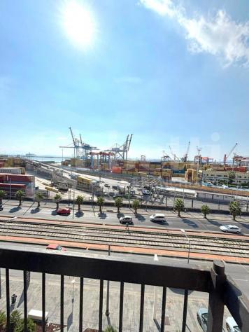 ufficio in affitto a Napoli in zona Porto