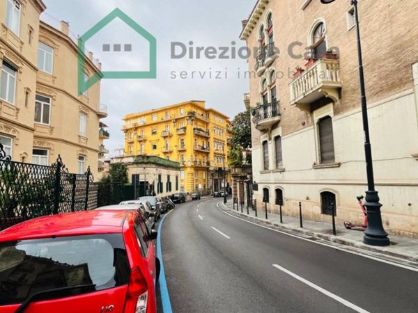 appartamento in affitto a Napoli in zona Chiaia