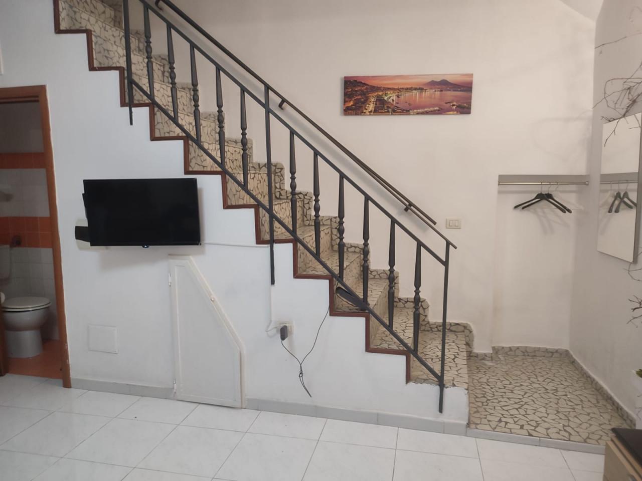 appartamento in affitto a Napoli in zona Stella