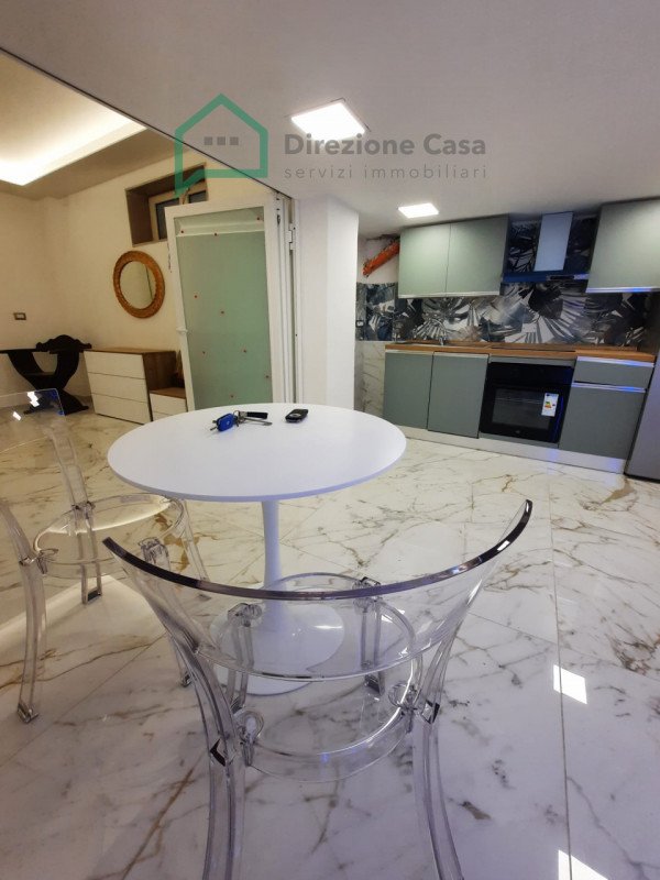 appartamento in affitto a Napoli in zona Avvocata