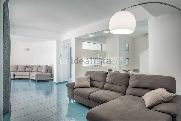 casa indipendente in affitto a Napoli in zona Posillipo