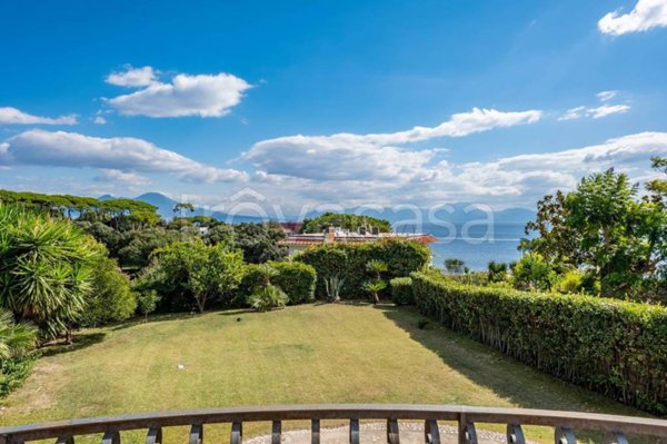 casa indipendente in affitto a Napoli in zona Posillipo