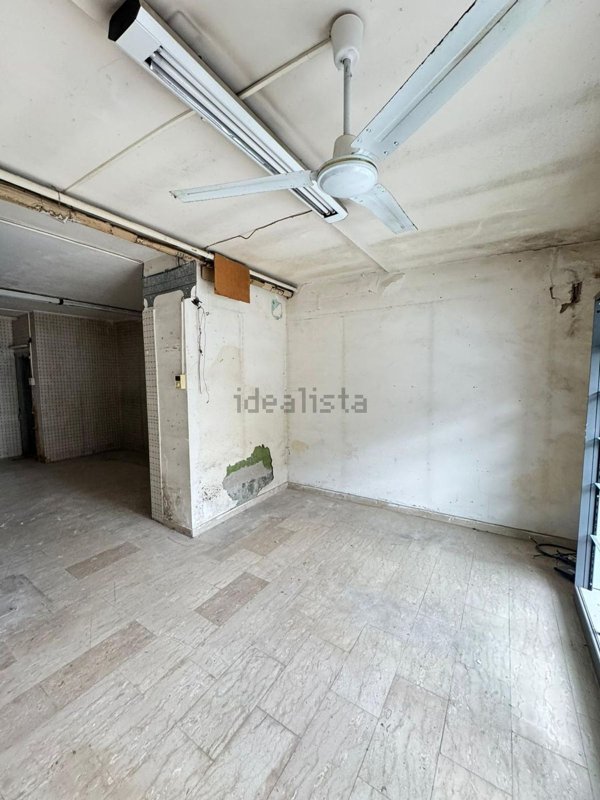 locale commerciale in affitto a Napoli in zona Pianura