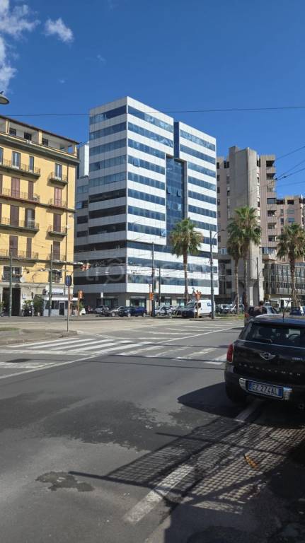 ufficio in affitto a Napoli in zona San Giovanni a Teduccio