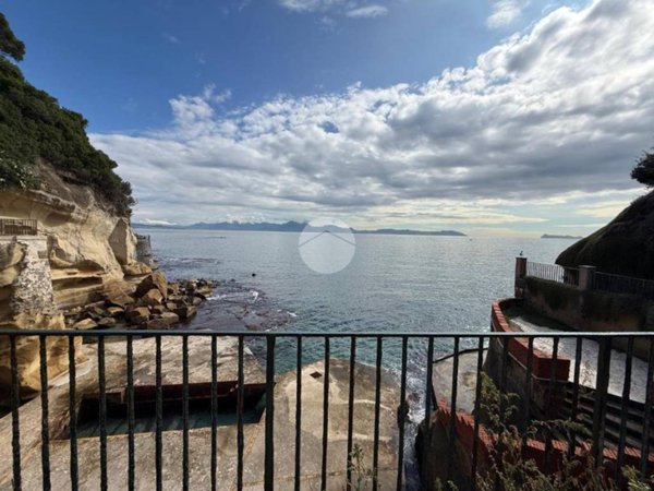 appartamento in affitto a Napoli in zona Posillipo