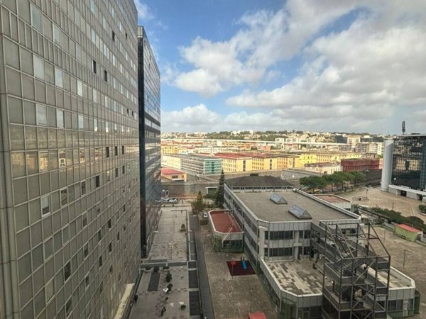 ufficio in affitto a Napoli in zona Poggioreale