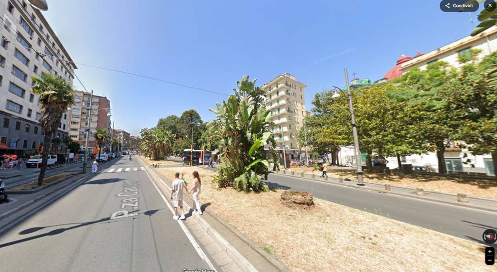 appartamento in affitto a Napoli in zona Stella