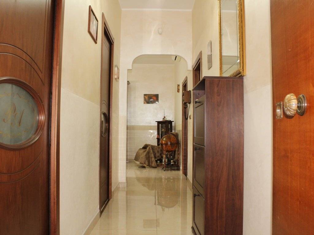 appartamento in affitto a Napoli in zona Capodimonte / Colli Aminei