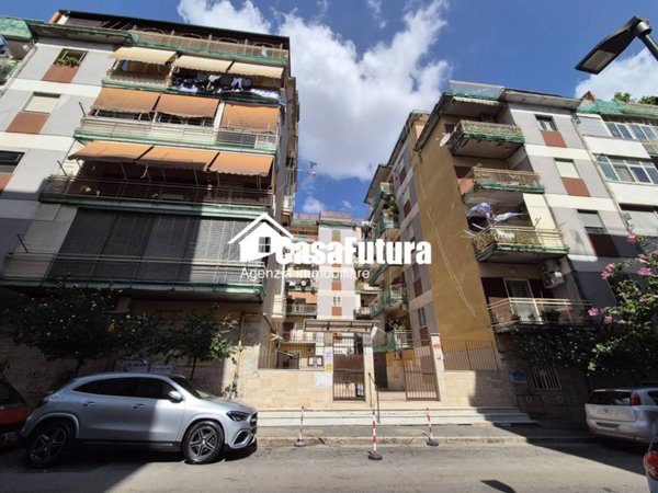 appartamento in affitto a Napoli in zona Secondigliano