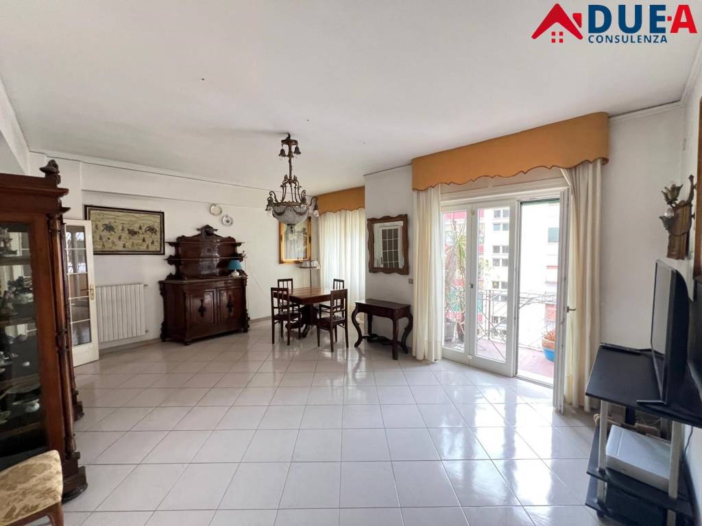 appartamento in affitto a Napoli in zona Vomero