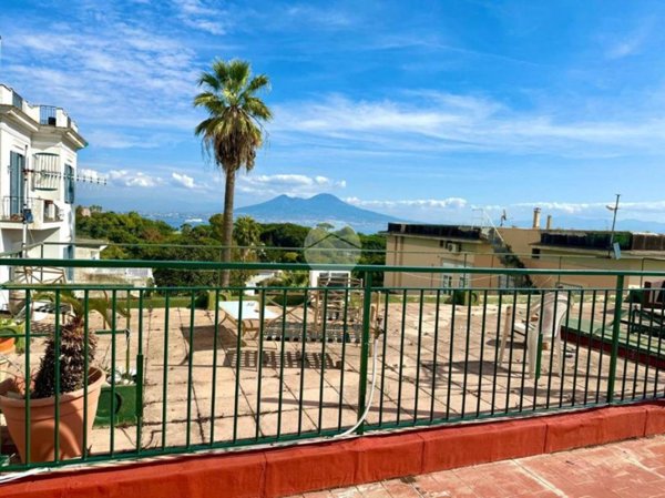 appartamento in affitto a Napoli in zona Posillipo