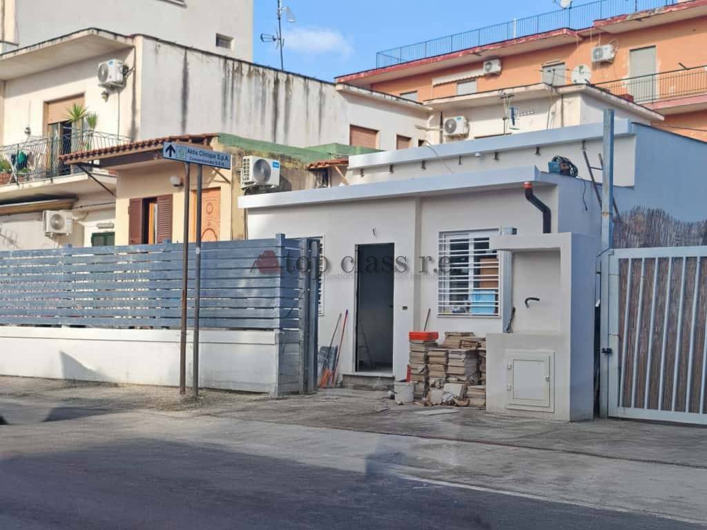 appartamento in affitto a Napoli in zona Bagnoli