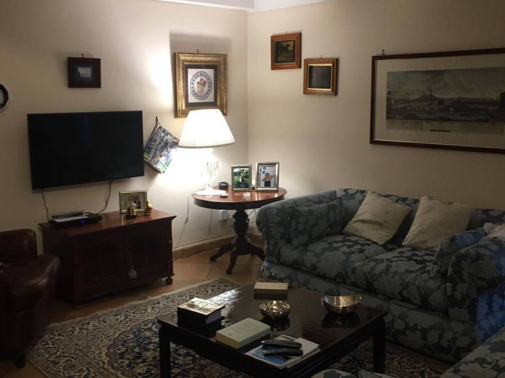 appartamento in affitto a Napoli in zona San Ferdinando