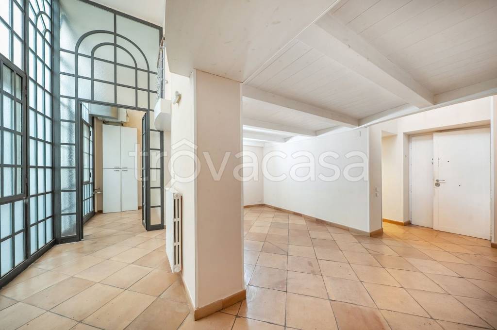 appartamento in affitto a Napoli in zona San Ferdinando