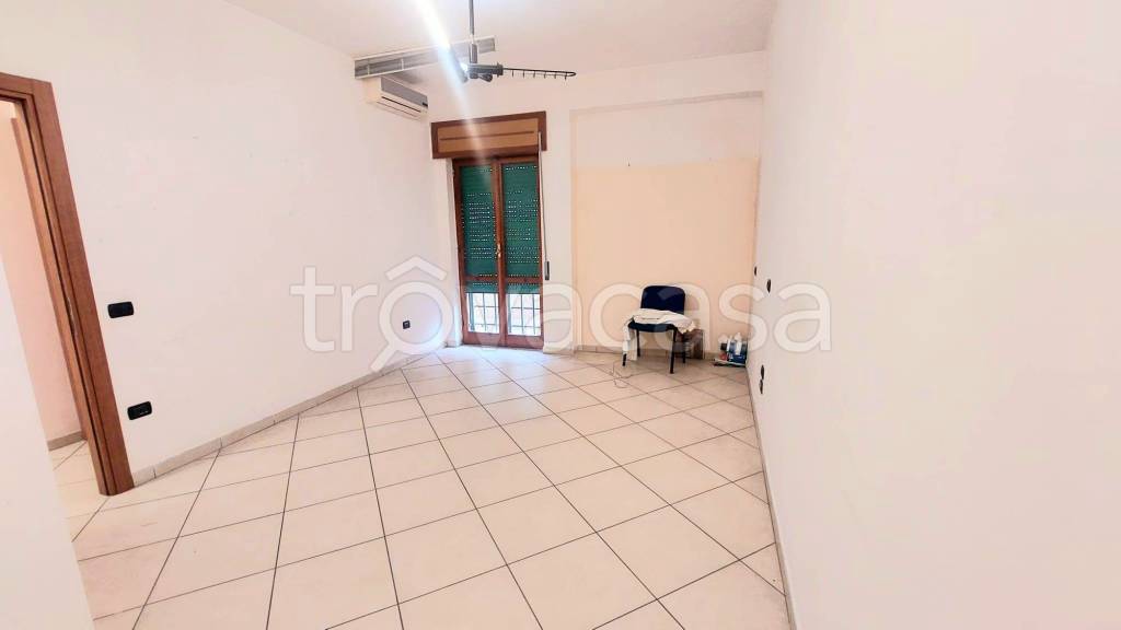 ufficio in affitto a Napoli in zona Fuorigrotta