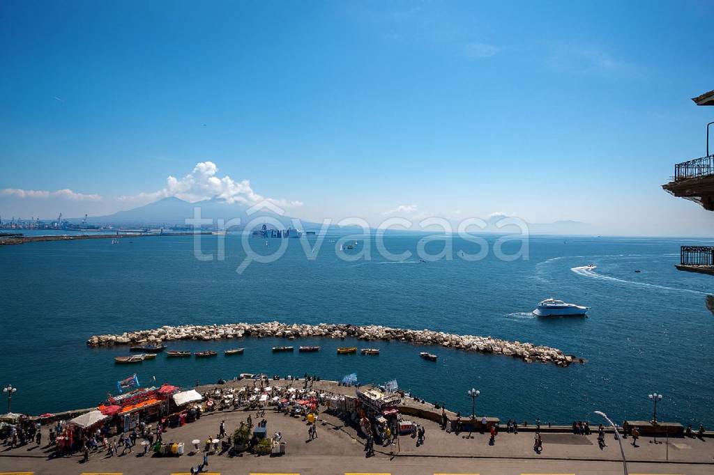 appartamento in affitto a Napoli in zona San Ferdinando