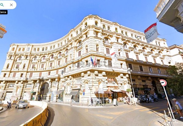 appartamento in affitto a Napoli in zona Mercato