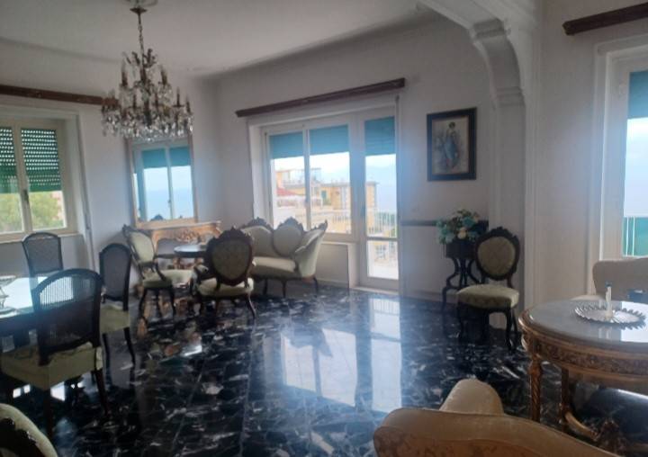 appartamento in affitto a Napoli in zona Posillipo
