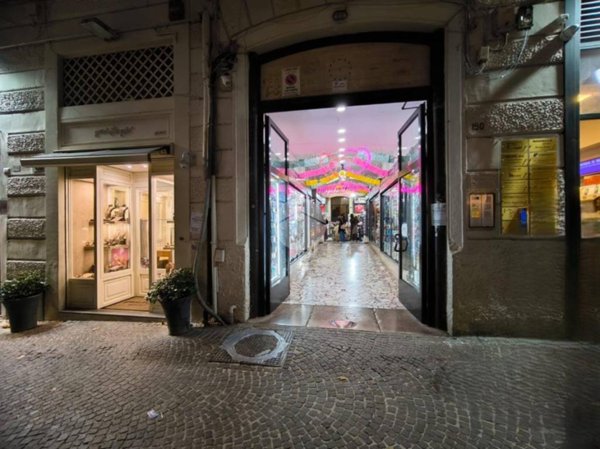 ufficio in affitto a Napoli in zona Vomero