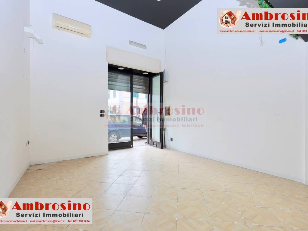 negozio in affitto a Napoli in zona Poggioreale