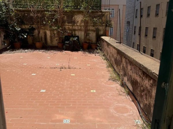 appartamento in affitto a Napoli in zona Chiaia