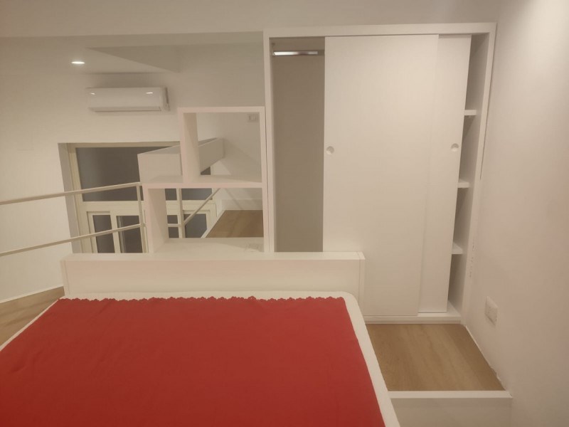 appartamento in affitto a Napoli in zona Chiaia