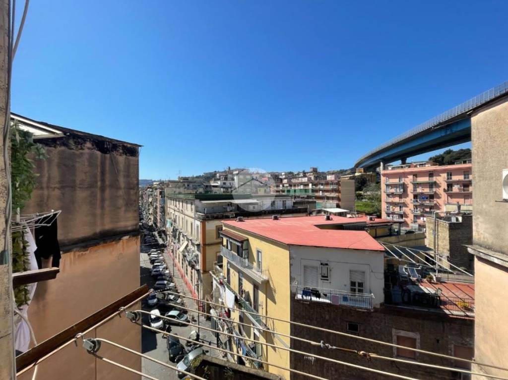 appartamento in affitto a Napoli in zona San Carlo all'Arena