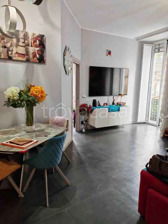 appartamento in affitto a Napoli in zona Stella