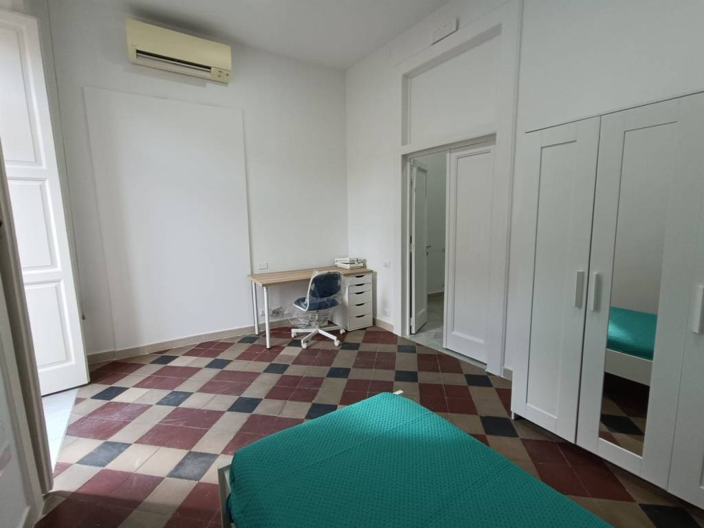 ufficio in affitto a Napoli in zona Stella