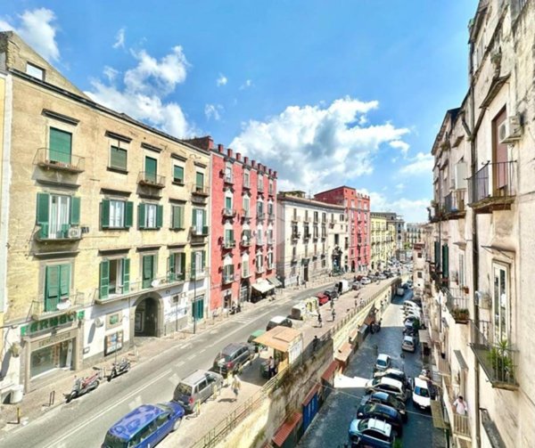 appartamento in affitto a Napoli in zona Avvocata