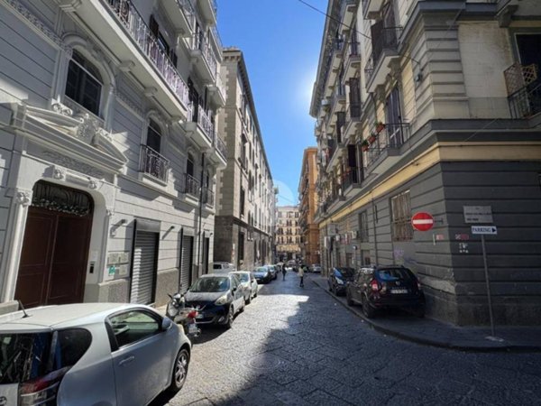 appartamento in affitto a Napoli in zona Pendino / San Giuseppe