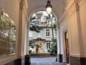 ufficio in affitto a Napoli in zona Chiaia