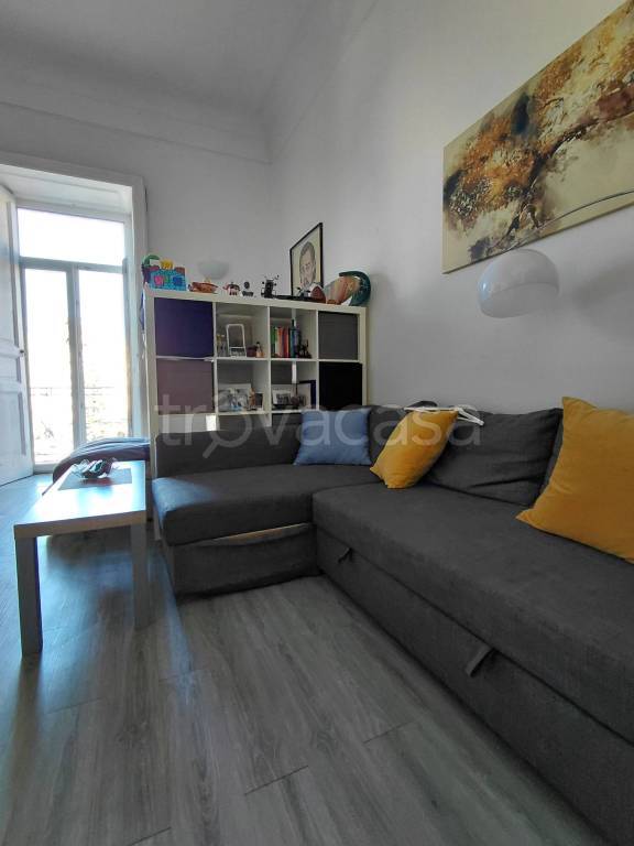 appartamento in affitto a Napoli in zona Chiaia